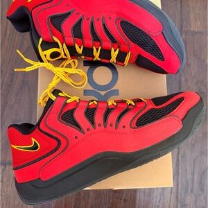 KD18 Nike Red And Black Air Bakin Athletic Basketball Shoes